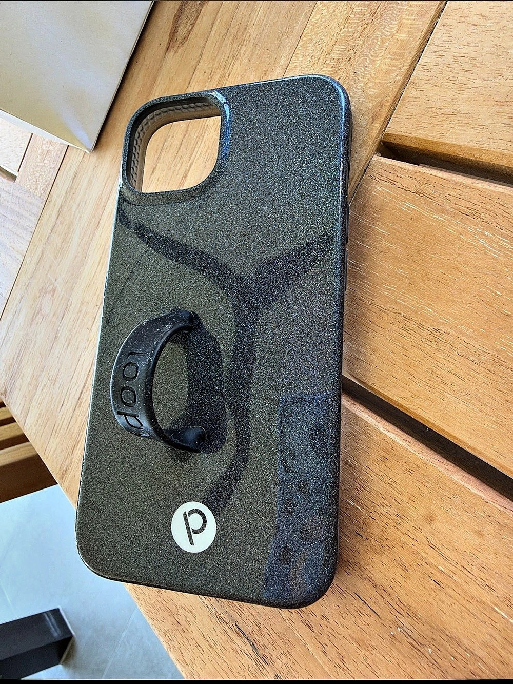 Loopy iPhone 15 Case in Black sparkle